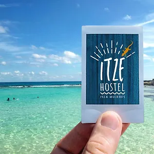 Itzé , Isla Mujeres Mexico