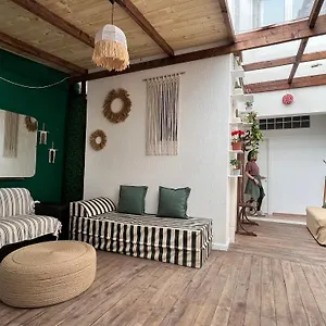 Gasthuis Trip'n'hostel Chill Zone, Tirana