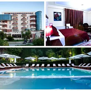 Orchidea 4*, Tirana Albanië