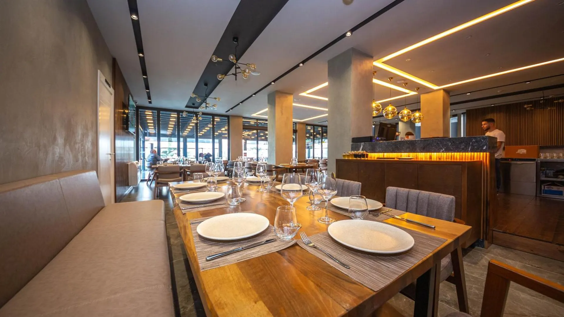 Hotel Riviera Tirana