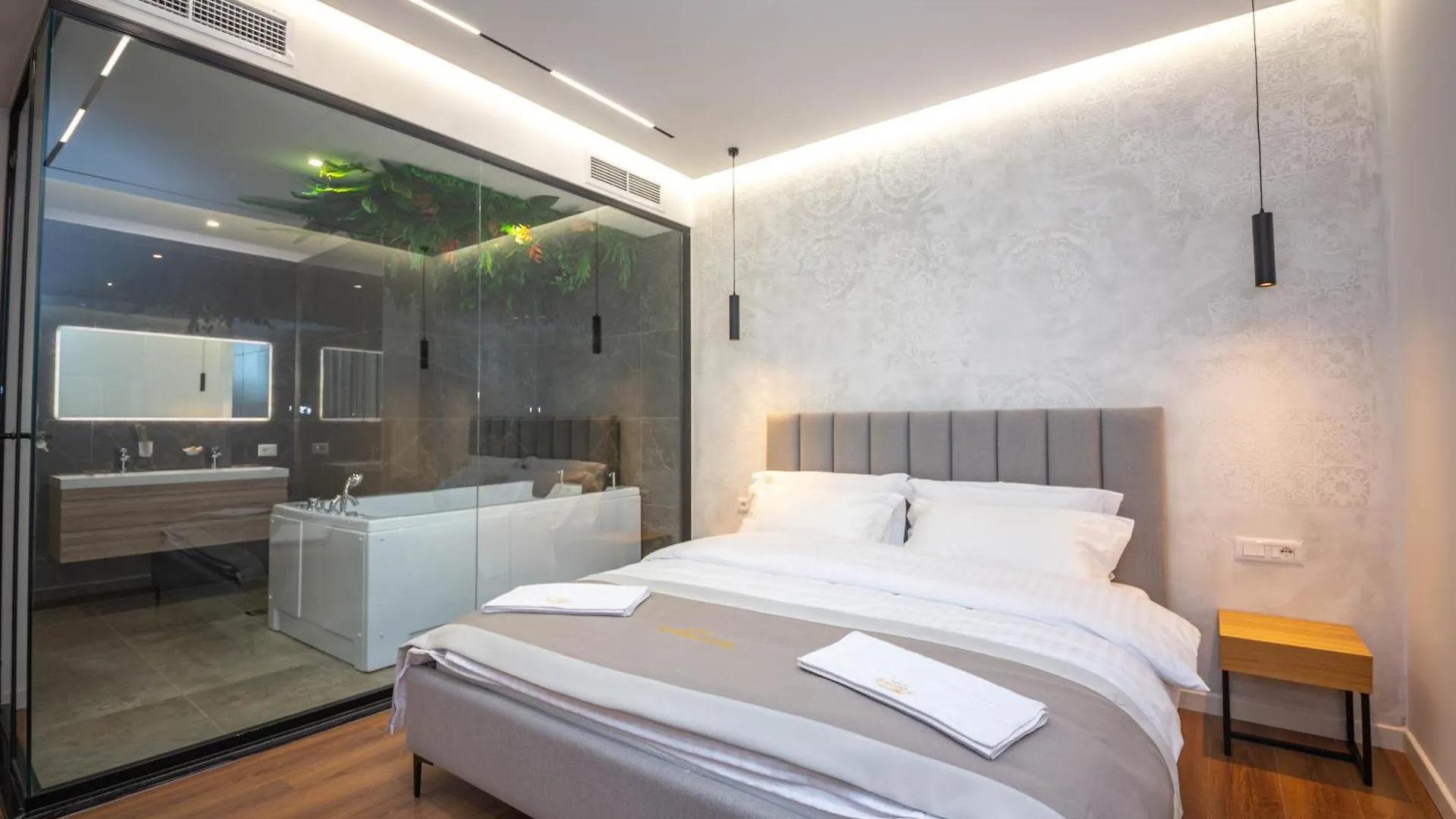 Hotel Riviera Tirana