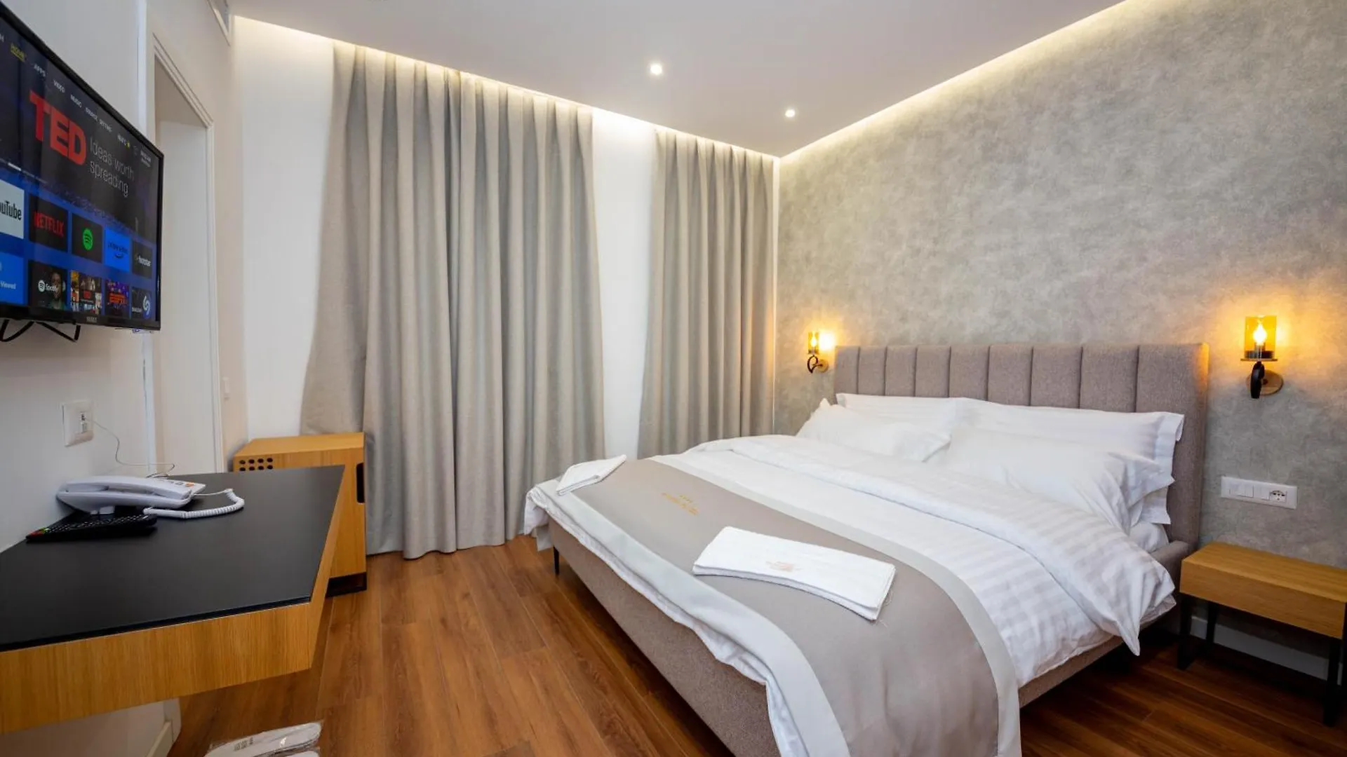 Hotel Riviera Tirana Albania
