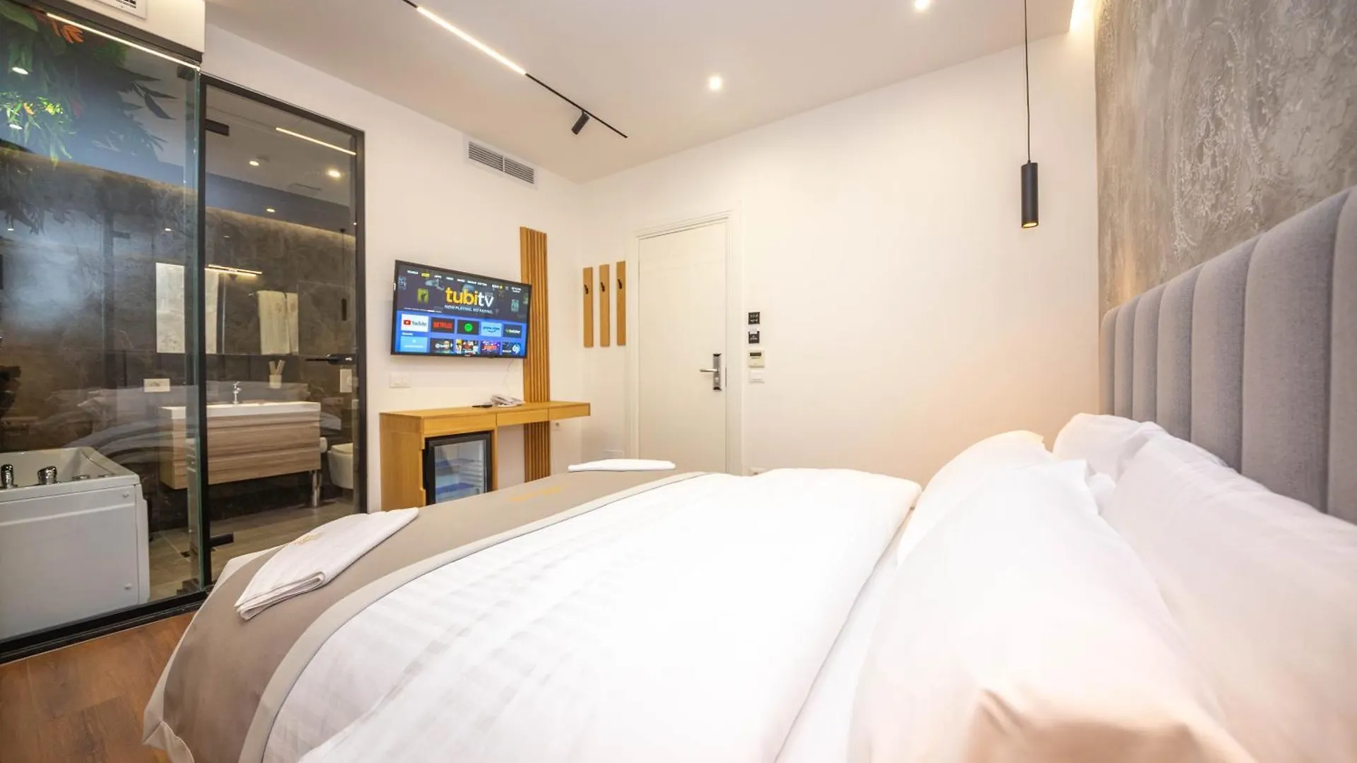 Hotel Riviera Tirana